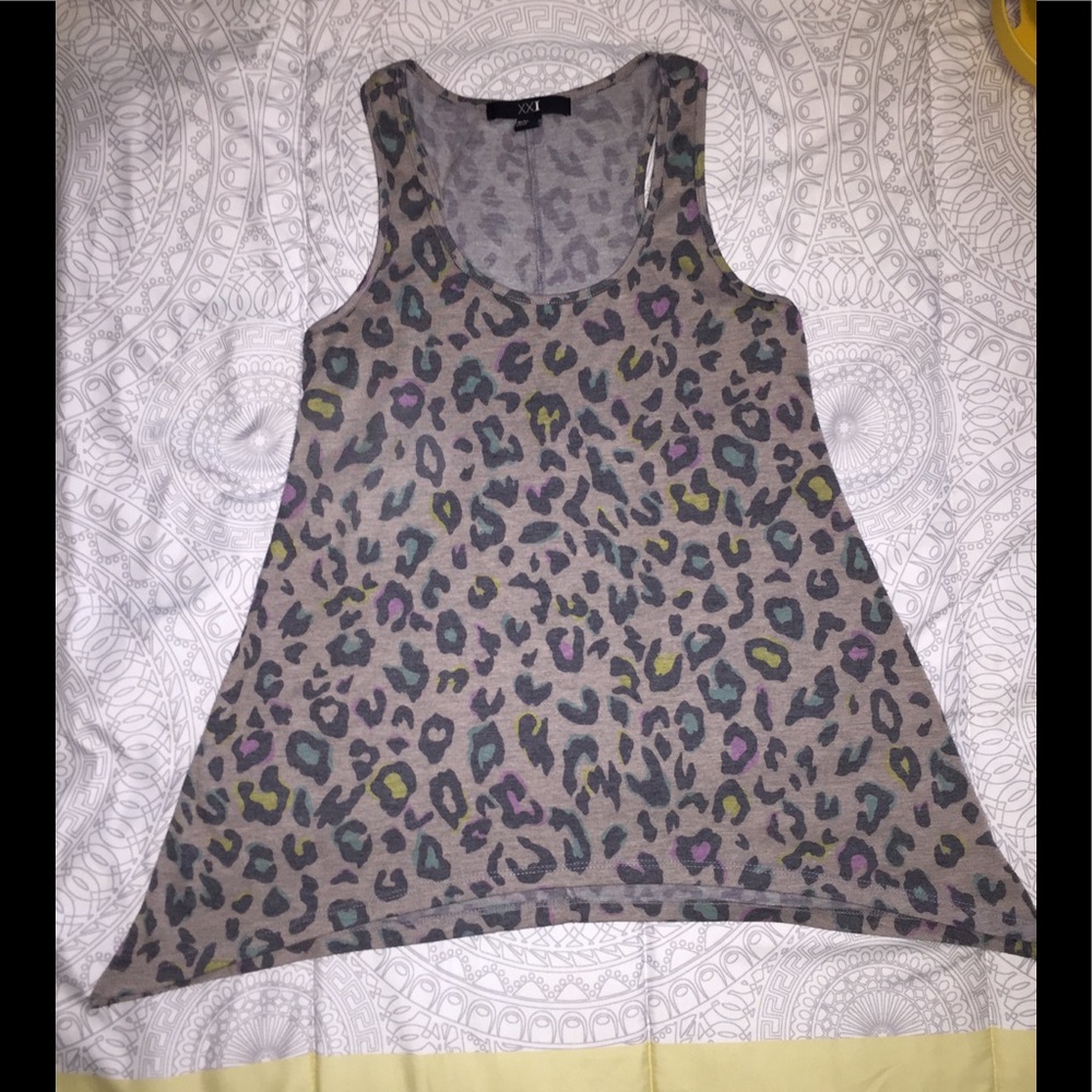 🌸 Forever 21 Rainbow Leopard Tank